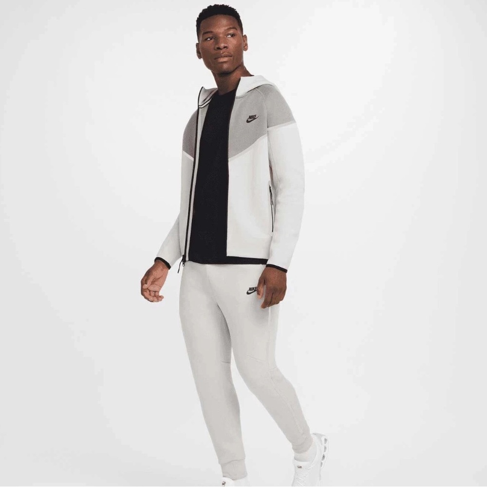 Nike Two-Tone Reflective Gray Tracksuit